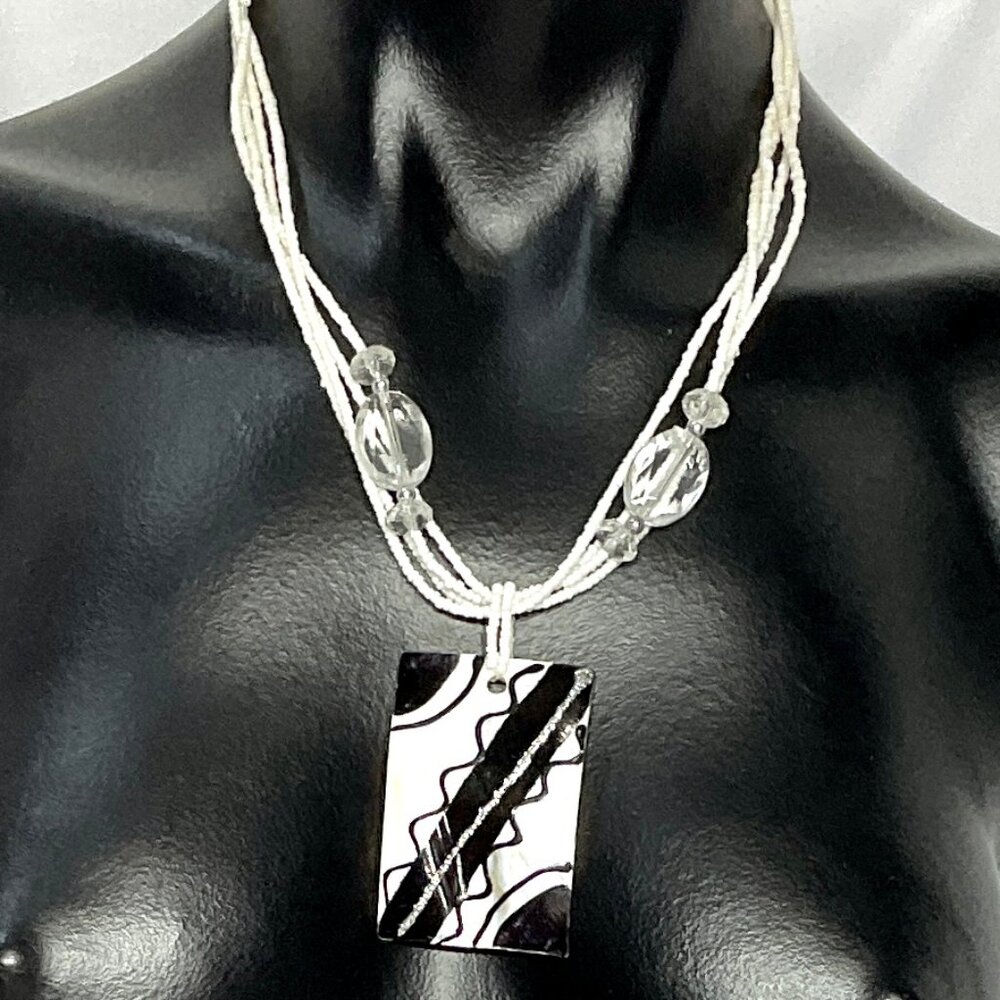 Black & White Necklace with Rectangle Pendant 20"